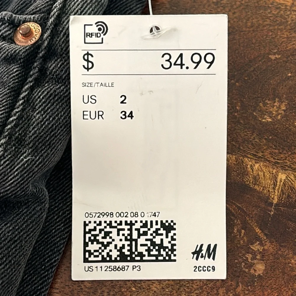 NWT H&M Mom Jeans - Picture 5 of 10